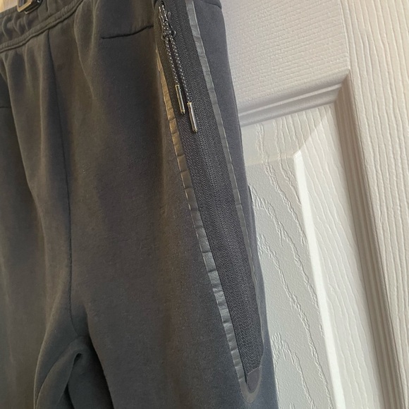 Nike Dark Charcoal Sweatpants - Picture 7 of 10